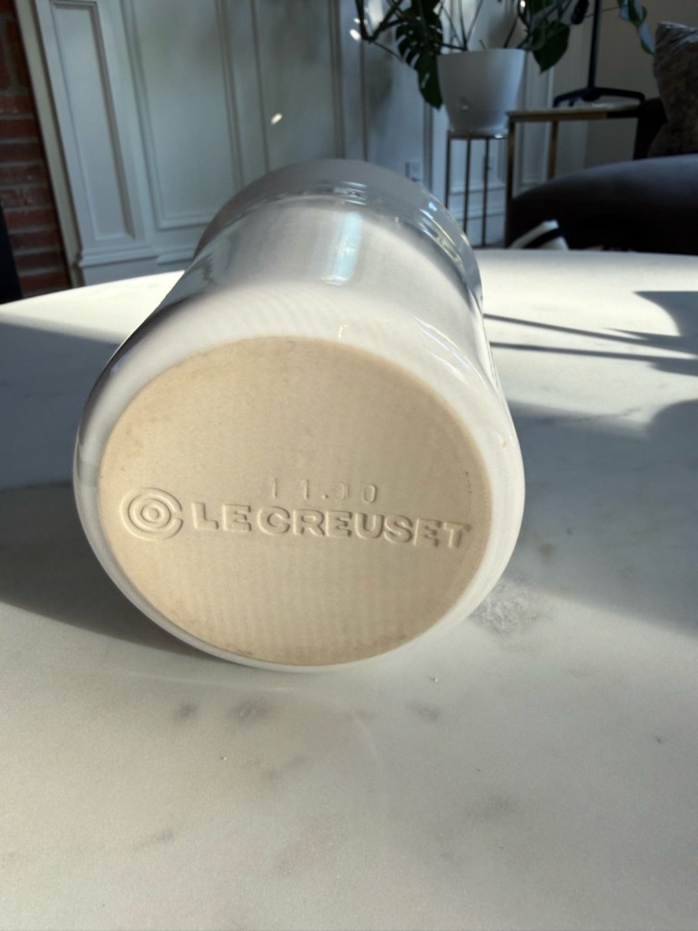Le Creuset Cream Stoneware Utensil Crock - Picture 4 of 8